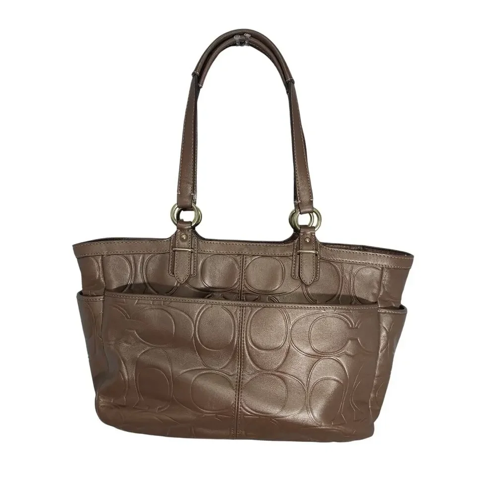 COACH! VINTAGE ANTIQUE GOLD GENUINE LEATHER 